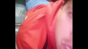 Carboncito hot muestra la cola