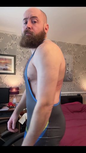 I think I should make more content with singlets!