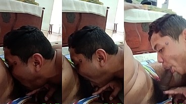 Mamando a pica preta do meu macho