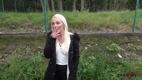 Blondie picked up, fucked and thrown out naked