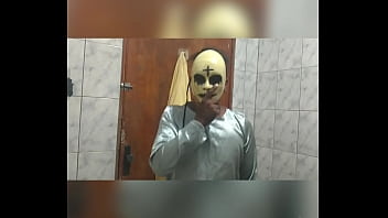 Fez carnaval no banheiro