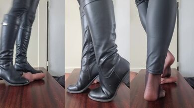 Barbie's legs crunch her tight booty boots squashed in foot massage