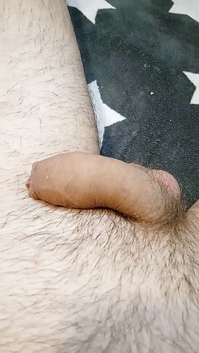 Awakening! I Wake up My Penis to Do a Handjob Before Bed