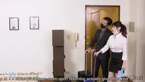 Amateur GF gets her face hammered by a lucky guy while watching porn together