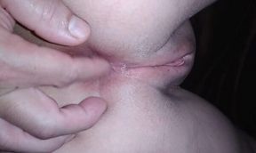 Finger-fucked 18yo orgasms from rich anal play