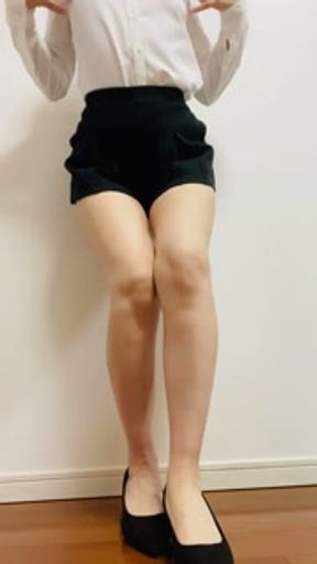 【Japanese】【masturbation】今日はノーブラノーパンでデスクワーク、でもムラムラがとまらなくてオナニー、、人妻の密かなエロ。