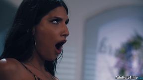 Liv Revamped - Wild Threeway With Trannies