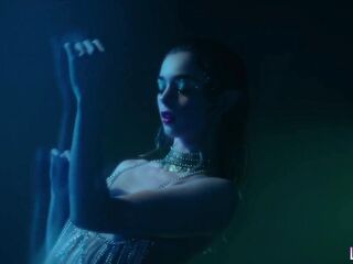 LUCIDFLIX Luminati with Molly Little