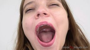 Inside My Mouth - Lola - Yawning time (HD quality)