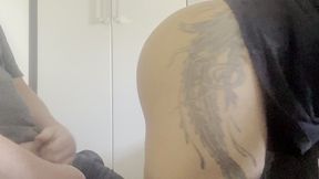 peguei ele batendo punheta comecei a rebolar pra ele