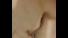 Si masturba e gode ss