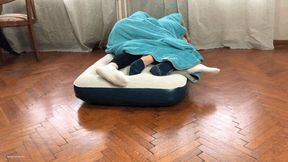 TWO GIRLS HAVING SLEEPOVER SNORING AND FALLING OFF THE AIRBED - MOV Mobile Version