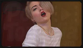 Blonde Babe Emmy Space Fingering Solo