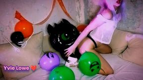 Yvie Lowe - Halloween Balloon Party