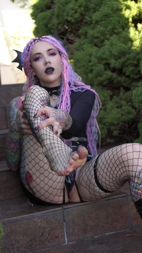 E-girl Footplay