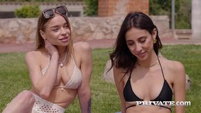 alexa flexy, amalia davis, fan