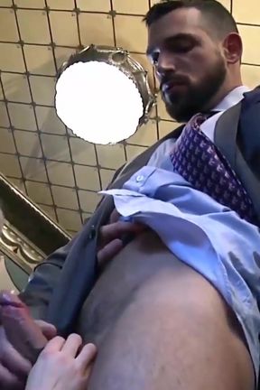 Menatplay - Darius Ferdynand anal fucked by latin Enzo Rimenez