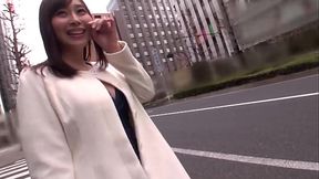 教師がAV出演！24歳Gカップももか先生参上！応募理由は「極度の欲求不満で&hellip_」って出演して大丈夫なのか！？そんな問題より欲求不満の方が彼女には問題らしい！刺激が強いミラクルボディで男優とハメまくる！「これ18禁ですよね？」そーゆー問題じゃなーい！就任直後から男子生徒の成績が飛躍的に上がったらしいです&hellip_。