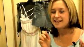 Asking my blonde fuck buddy to dare to masturbate in the changing room