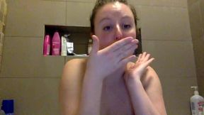 Bathtub Panty Munching