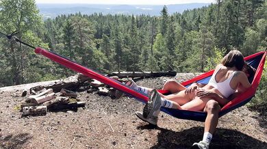 Authentic Hammock Fuck – Romantic Viewpoint Turned Into Real Outdoor Sex