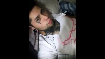 I masturbate grabandome until I leave