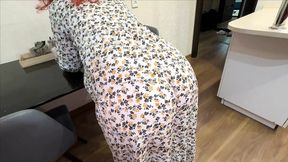 Mature stepmom eagerly offers her tight ass&#x1F351; for some anal&#x1F44C; action