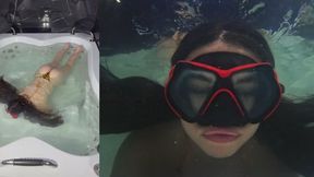 DUAL CHAMBER: holding my breath with my snorkel goggles