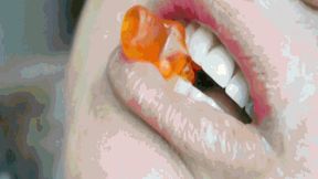 Swallowing, biting, chewing bears WMV(1280x720)FHD