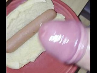 Hotdog! Get your hotdog!