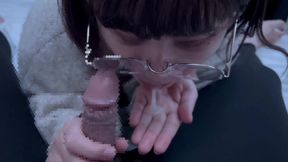 Amateur JAPANESE GF gives deepthroat blowjob with strong orgasm