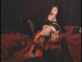 Blond whore gets her tight pussy boned