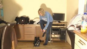 Chelsea's Shoes 3 (4K UHD)