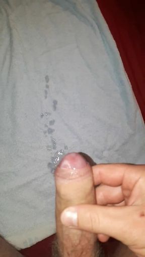 Horny latenight cum