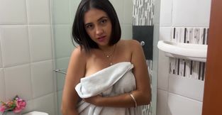 Feeling the pussy of the Latina girlfriend in the hotel bathroom
