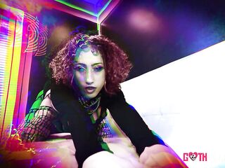 Lascivious Babe Kira Perez Wants Knob For A Lengthy Time