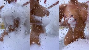tu viens avec moi sous la douche ?