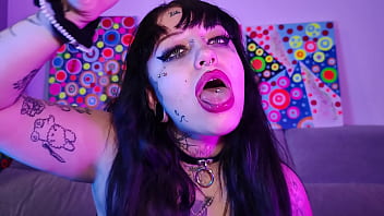 DEEDEE LOVE LOVES CUM