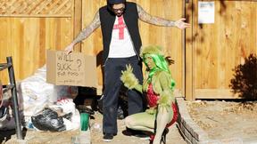 ”The Grinch gives up & wants some assfucking”