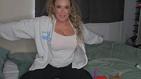 maisie lewis anal toy review