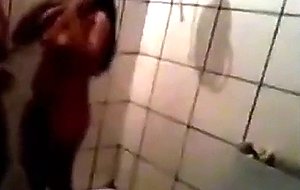 Duas novinhas putinhas treinando para  carnaval