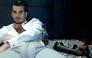 BULGE JEANS