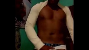 Paulo mostrando seu mastro pro Luciano RR