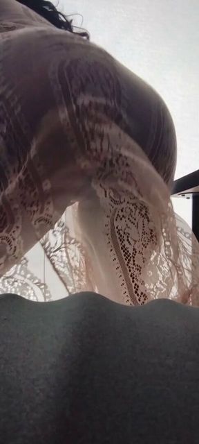 BBW twerking in lace