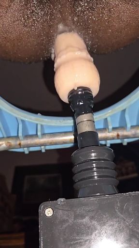 Squirting Dripping Wet Hole