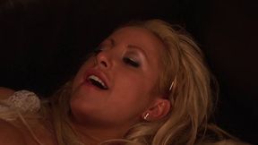 Hot Savannah Gold and Savannah - hardcore smut - MILF & GRANNY STORE