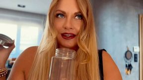Giant belly button swallows midgets MP4