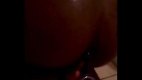 Teen Uses Anal Beads