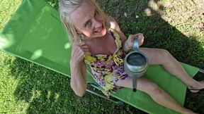 hot summer day &mdash;  my prolapse pussy&#x270C; gets spoiled with a special toy