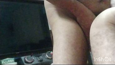 Dando para o casado gostoso.